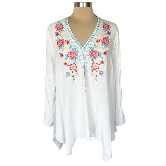 Andree by Unit White Floral Embroidery Tunic Top Sz XL Boho Cottagecore Romantic - Picture 1 of 12